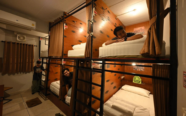 The 8 Factory Hotel Phitsanulok