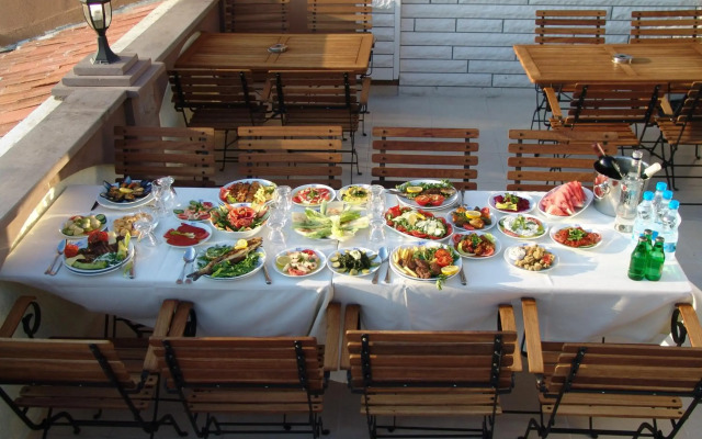 Ayvalik Palas Hotel