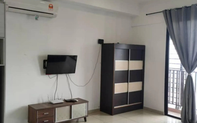 Happy Holiday Suite @ I-City