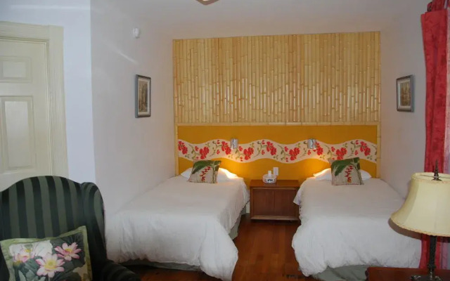 Queen and Albert B&B