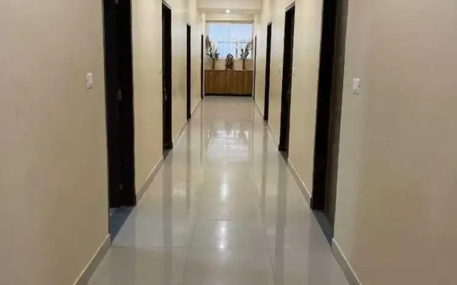 SG Boutique Stay (Near Railway Station)