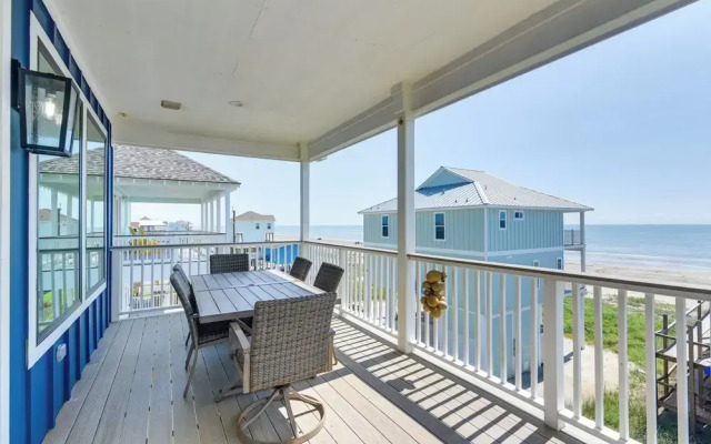 Modern Galveston Vacation Rental: Steps to Beach!