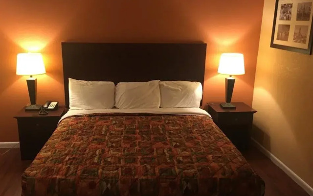 Four Season Motel