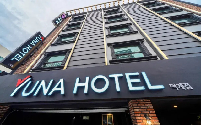 Yangsan Deokgye Yuna Hotel