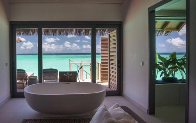 Vakkaru Maldives Hotel