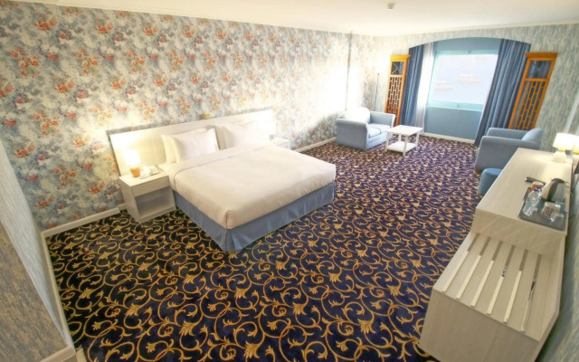 The George Hotel