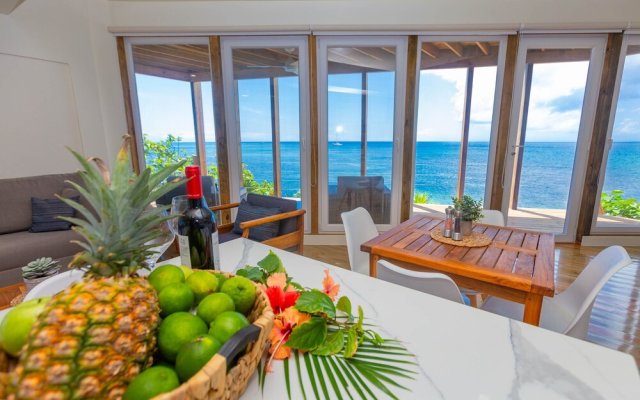 Wow! Views and more, fantastic 2 bedroom in West End - Villa Agua 2 Apts by RedAwning