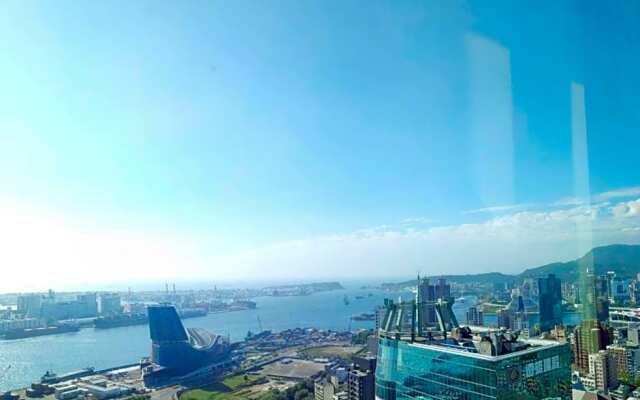 85大樓海景街景房