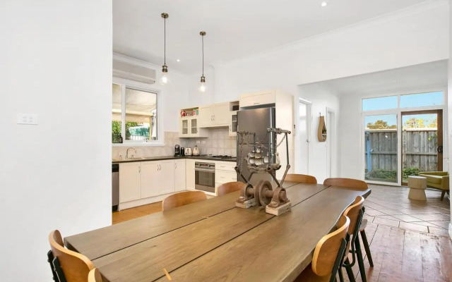 Paws Up Cottage