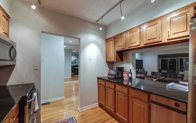 Cincinnati Home, Patio w/ Downtown Views!