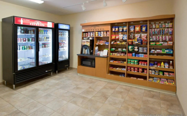 Candlewood Suites Champaign-Urbana University Area by IHG
