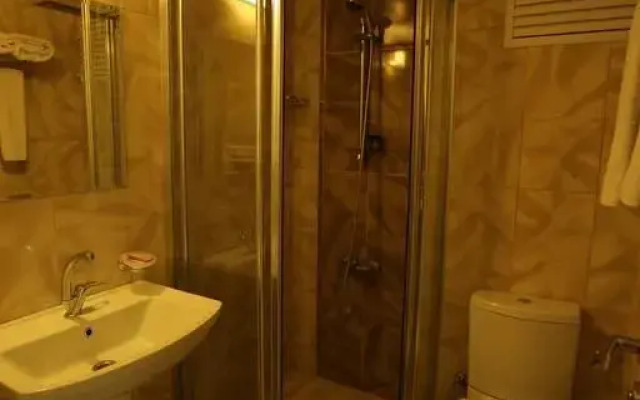Deveci Cukurova Hotel