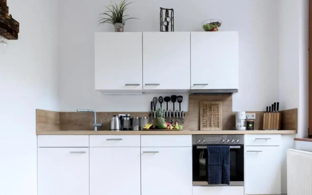 90sqm 2BR Design Gem - outdoor terrace