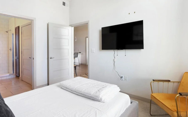 Landing Apartments Near Southtown