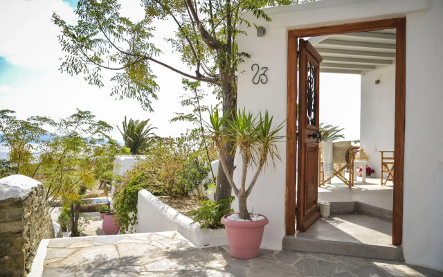 Cavos Bungalows & Studios