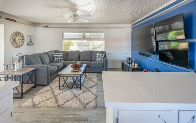 Exquisite 4BR Home near Old Town by WanderJaunt