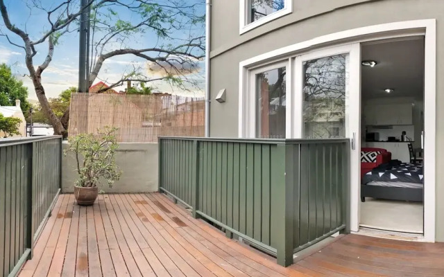 MyHoYoHo Design Studio Apartment