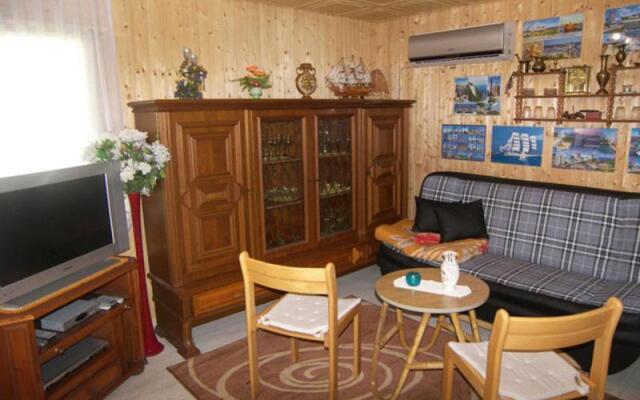 Bungalow am Schmollensee