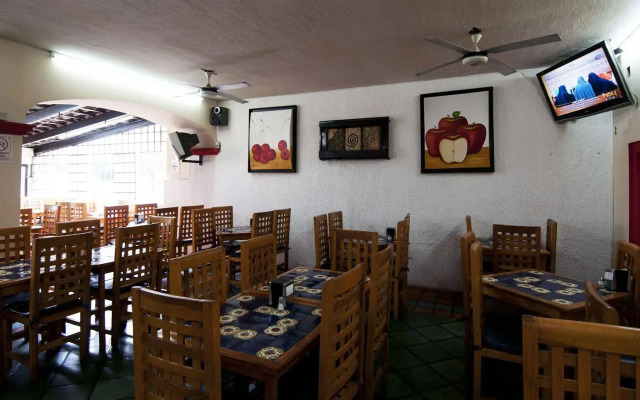 Hotel Arboledas Expo