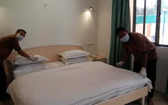 Hotel Ravi Kiran