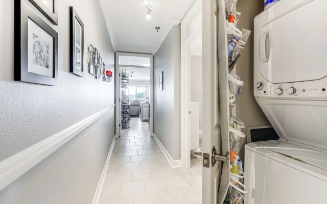 Beach + Pool Access: Smith Mountain Lake Getaway!