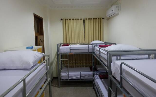 The Backpacker Semarang - Hostel