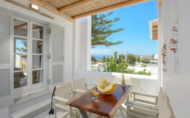 Birikos Hotel & Suites