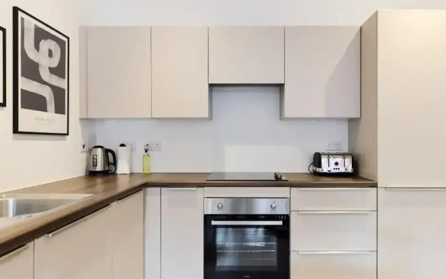 The Mitcham Scenery - Bright 1bdr Flat
