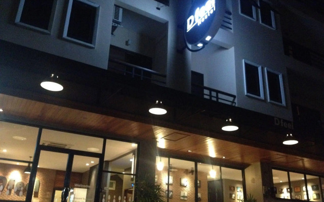 Dfeel House
