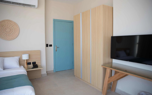 Redcon Suites