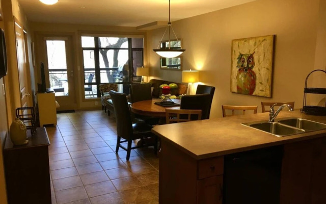 Tranquil Apartment Overlooking Creek #244