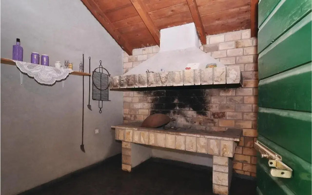 Three-Bedroom Apartment Maslenica with Sea view 08
