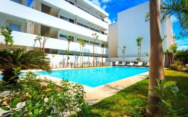 Selvanova 3 bedroom Condo & Casa Club