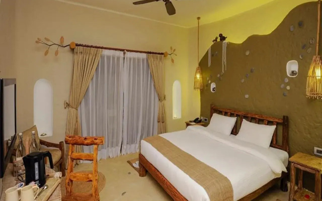 Barahi Jungle Lodge