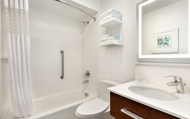 Hampton Inn Clackamas