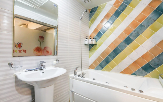 Jinju Nabi Self Check-in Motel