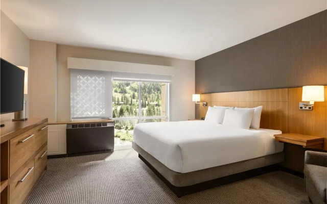 Hyatt Place Keystone / Dillon