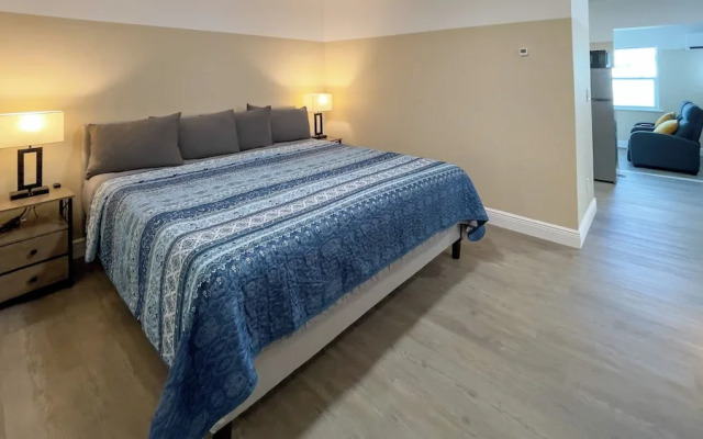 TriLuxe Inn & Studios