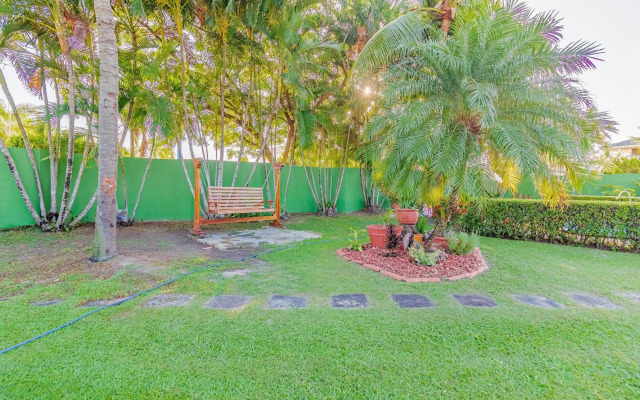 VT04 Excelente Casa 3 Quartos e Piscina