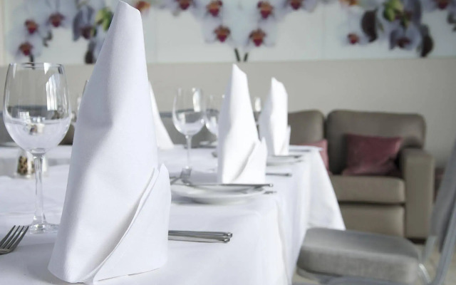 Wolfscastle Country Hotel