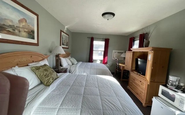 Rugged Country Lodge