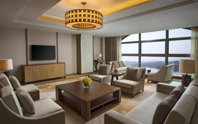 Sheraton Bailuhu Resort, Huizhou