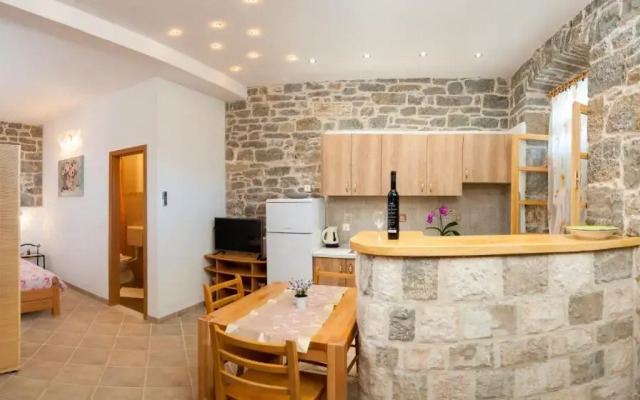 Beach Resort Apartments Podspiline
