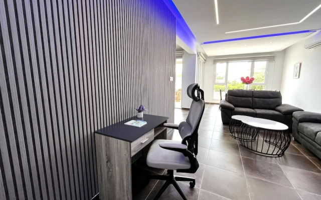 02 LIM - Stay Neo Coast Apartment