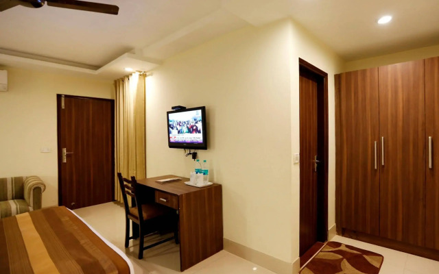 Hotel RTS Plaza Near IGI Airport