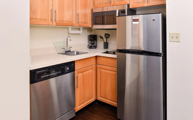 Staybridge Suites O'Fallon Chesterfield by IHG