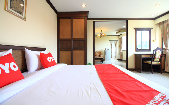 OYO 471 Sunshine Apartment