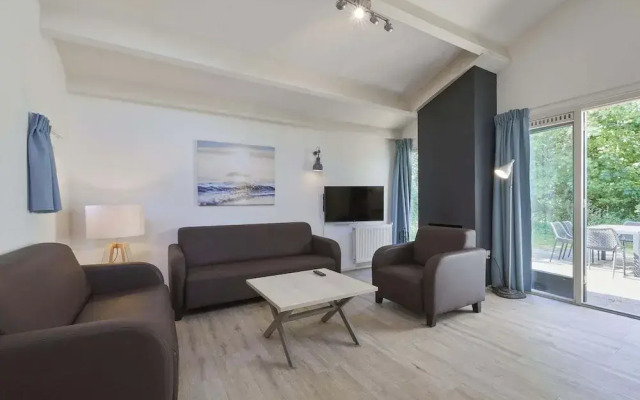 Comfortable Holiday Home With Fireplace Near the Beach