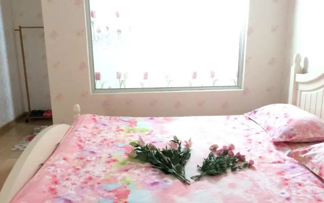 Flowers  Leaves Holiday Hotel