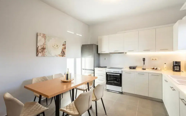 Filiatra Charming Urban Escape Your Cozy Retreat